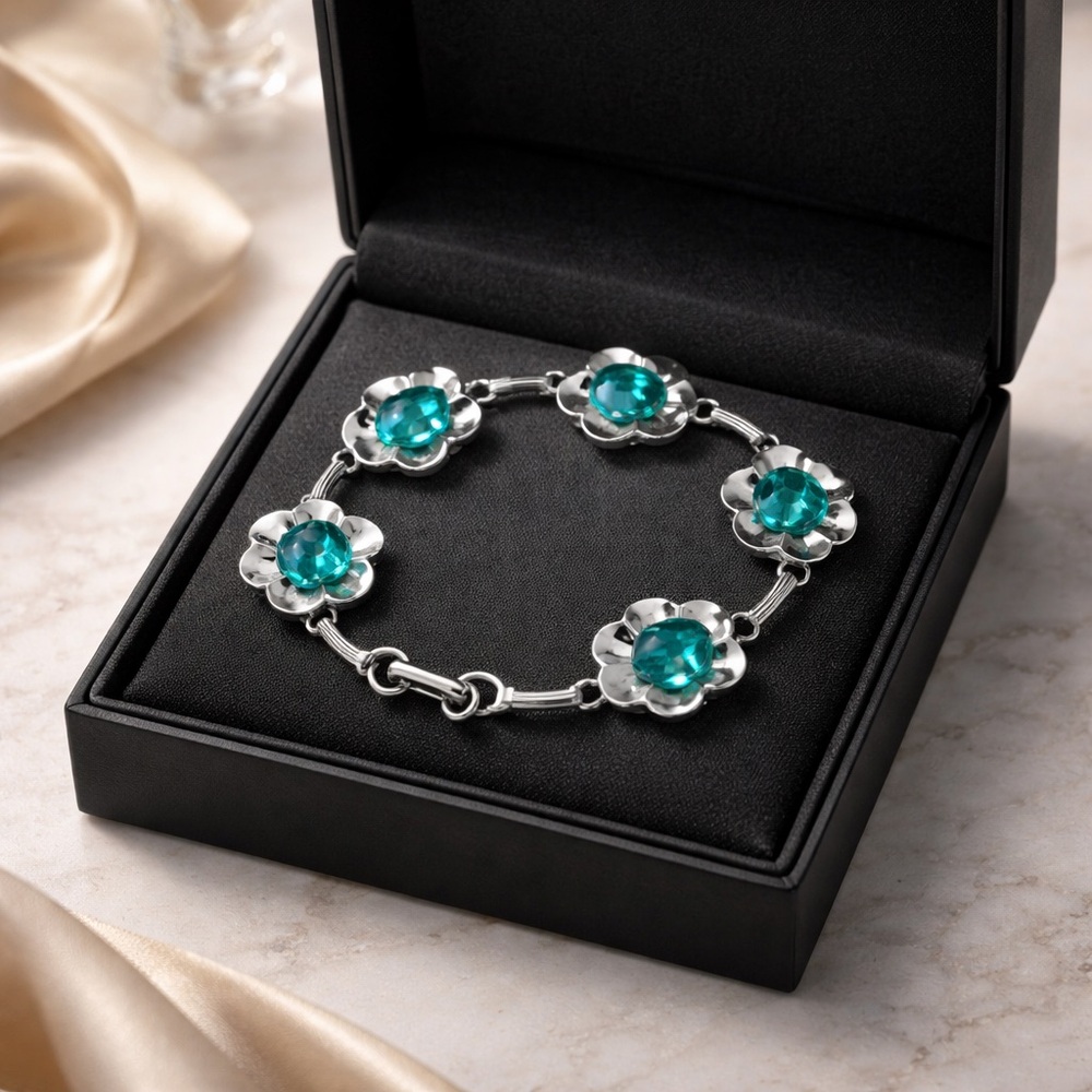 Vintage Silver & Aquamarine Toned Flower Bracelet